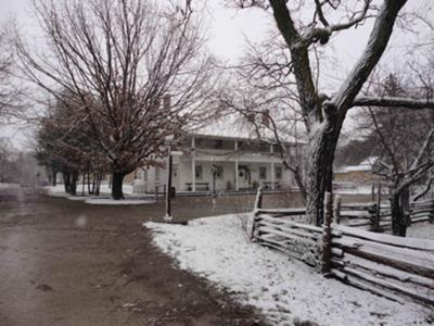 Pioneer village Inn